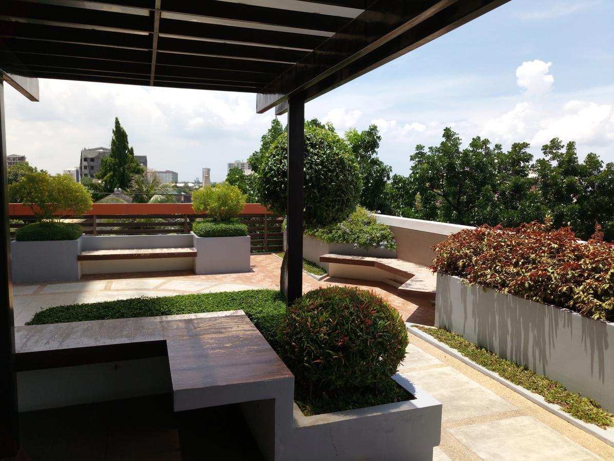 2405 Mabolo Garden Flats Apartment Cebu Exterior foto